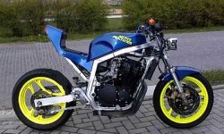 su_gsx_r750.jpg