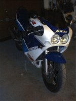 gsx-r750.jpg