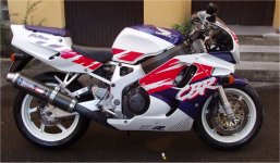 CBR900rrFireblade.jpg