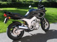 yamaha-tdm850-00-bikepics-187564.jpg