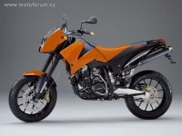 KTM_640_Duke_1024x768.jpg