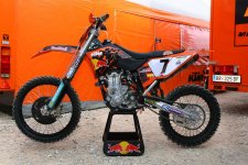 ktm072.jpg