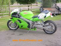 kaw-zx7r-99-bikepics-06087.jpg