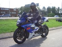 Catta på GSX 1000 R K 6 -06 4.JPG