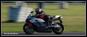 CBR1000-.JPG