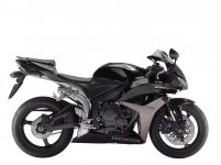 CBR600RR73_w800.jpg