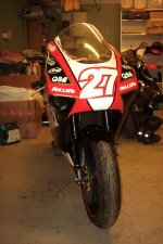 aprilia2-070403.jpg