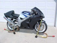 tlrr6_gixxer_fairings_side.jpg