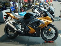 Gsxr1000K8-SvartGuld.jpg