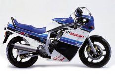 1985_gsxr750_l.jpg