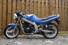 Suzuki-gs500...jpg