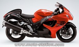 Suzuki_1400_Hayabusa_08_stpz.jpg