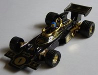 lotus72d.jpg