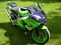 ZX9R.jpg