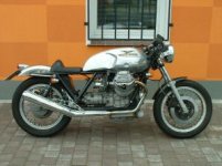 9b50_24 guzzi cafe racer deposito pulido.jpg