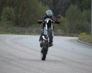 bra-wheelie-patrik3.jpg