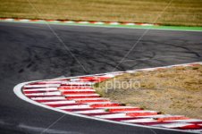 ist2_1907271-race-track-chicane.jpg