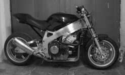 gixxer m bra bak.jpg