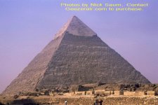 Cheops pyramid Cairo.jpg