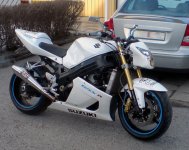 Gsxr1000 k3 streetfighter DSC07904_09.jpg