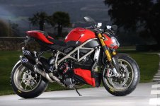 big_ducati_streetfighter_s_05.jpg