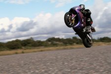 wheelie133.jpg