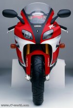 Yamaha YZF R7 4.jpg