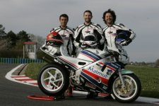 big_honda_rc30_matmut_2009_01.jpg