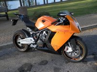 KTM RC8 007.20.JPG