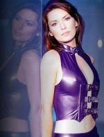 shania_twain_purple_mirror.jpg