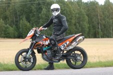 ktm690supermoto3.jpg