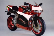 ducati916941 röda fälgar.jpg