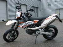 ktm690.jpg