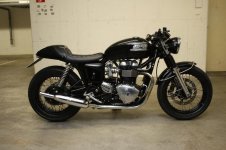 Triumph Thruxton caferacer 037.jpg