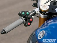 146_1005_09_z+world_supersport_yamaha_r6+traction_control.jpg