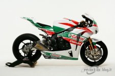 big_castrol_honda_sbk_1.jpg