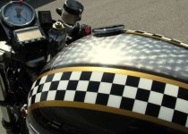 big_TriumphThruxtonCup05_01.jpg