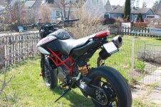 Hypermotard 1100 evo -sp 008 paint.jpg