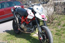 Hypermotard 1100 evo -sp 011.jpg