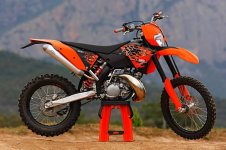 ktm-200-exc-ld1.JPG