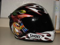 helmet001.jpg