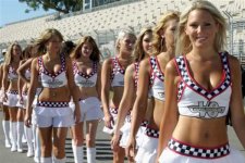 2007-grid-girls-IMG_2002.jpg