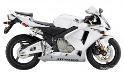 2006-honda-cbr600rr-13_800x0w.jpg