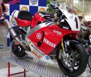 LINDHOLM_Yamaha_YZF_750_SP.jpg