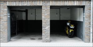 garage1.jpg