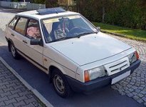 250px-Lada_2109_Samara_1300_S_Hanseat_Front.JPG