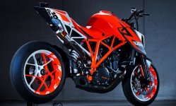 ktm-superduke-1290-r-official-pictures-photo-gallery_2.jpg