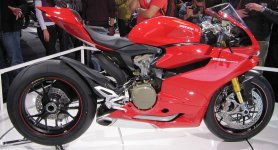 Ducati_1199_Panigale_S_right.JPG