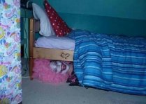 art.clown.under.bed.jpg