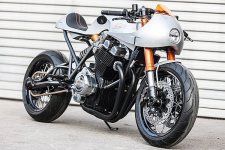 laverda-by-custom-wolf-is-pure-roughness-photo-gallery-medium_16.jpg